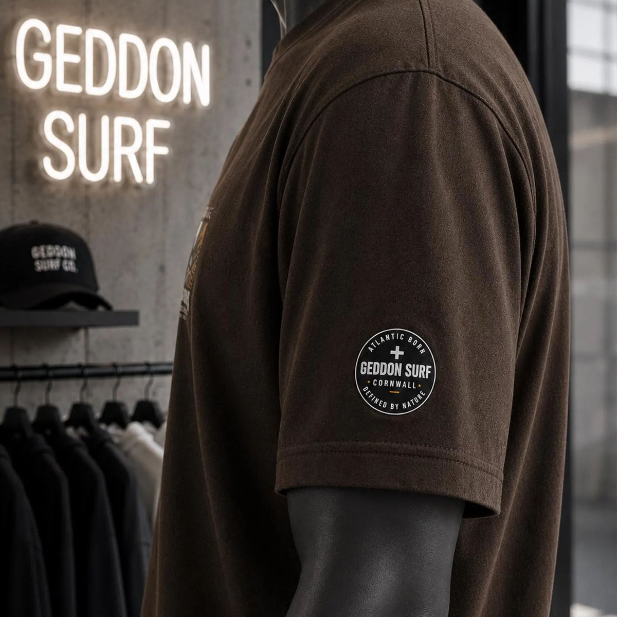 Brown Oversized Surf Graphic T-Shirt – Heavyweight Back Print Tee